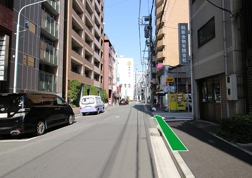 5.まっすぐ進みます